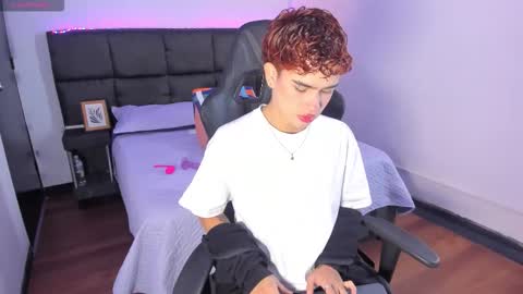 Aiden  online show from 11/15/25, 01:18