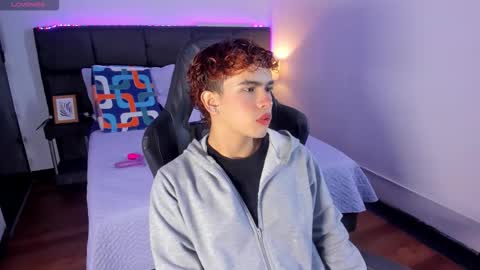 Aiden  online show from 12/03/25, 12:47