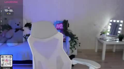 Lynn online show from 02/11/26, 01:38