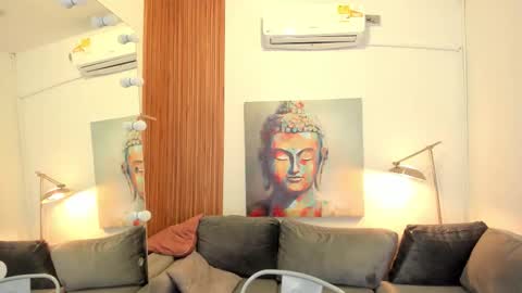 Alisson online show from 10/21/25, 07:36