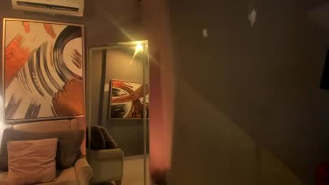 Alisson online show from 04/21/26, 07:39