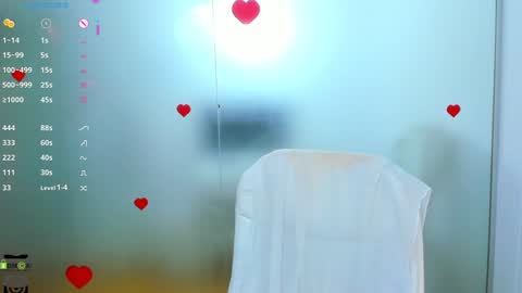 Allie  online show from 11/08/25, 07:52