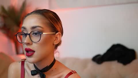  Aileen  online show from 11/27/25, 08:55