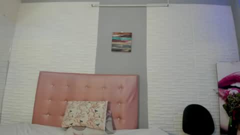 aileenkeys online show from 08/05/26, 07:28