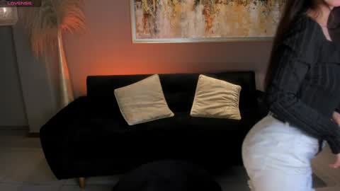  AILEEN VEGA  online show from 01/19/25, 05:49