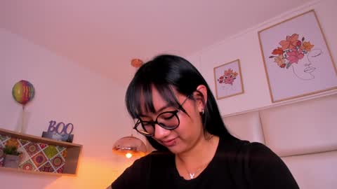 Snapshot of aily_yozuko chatting on 12/31/24, 04:06 Aily Yozuko online show from 12/31/24, 04:06