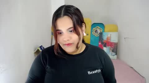 ailyn_rosendo online show from 01/10/25, 02:57