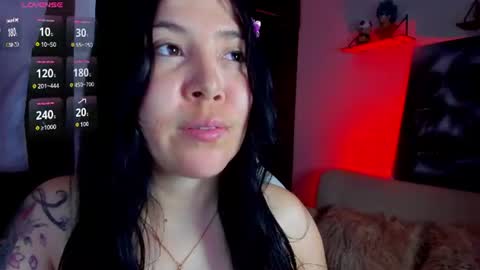 Snapshot of ailynred_ chatting on 07/26/26, 01:58 Ailyn online show from 07/26/26, 01:58