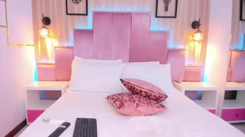 Aylin Stonn online show from 05/01/26, 05:17