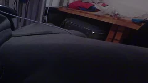 sL4ve187 online show from 10/26/25, 04:02