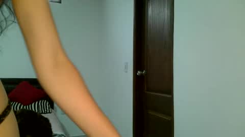 J  online show from 09/17/25, 03:46