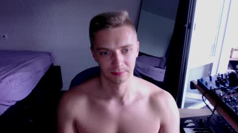 Snapshot of aintwefunkin chatting on 05/24/26, 01:49 free your mind and your ass will follow online show from 05/24/26, 01:49