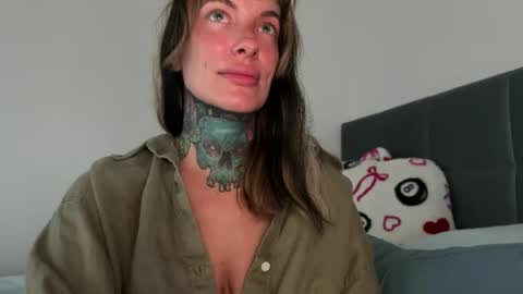 Airgead online show from 04/21/26, 04:01