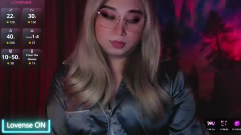 Goddess Airis online show from 05/17/26, 09:38