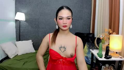 airy_lust online show from 09/15/25, 04:23