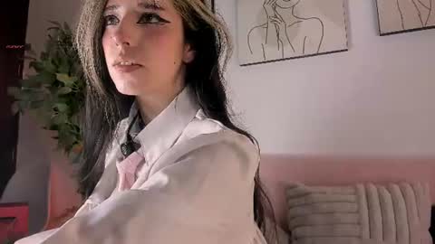 Snapshot of aisha_bx chatting on 07/06/26, 02:47 Aisha online show from 07/06/26, 02:47