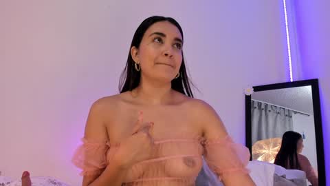 Aisha online show from 01/19/25, 04:14