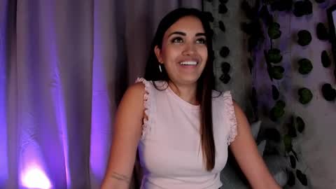 Aisha online show from 03/05/25, 08:53