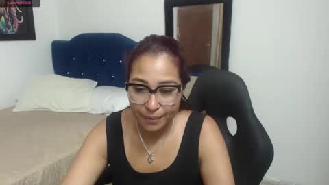 aisha_french online show from 04/07/26, 05:57