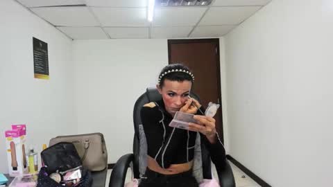 Aisha online show from 04/06/26, 03:15