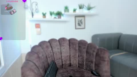 aisha online show from 03/06/26, 06:48