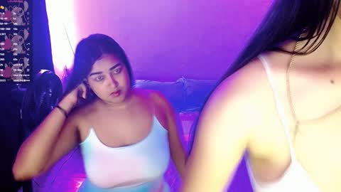 Snapshot of aisha_stacey0410 chatting on 10/29/25, 12:18 aisha_stacey0410 online show from 10/29/25, 12:18