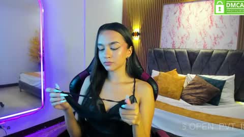 Aisha  online show from 06/04/26, 02:45