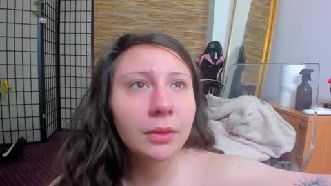 Aisha online show from 03/08/26, 05:55