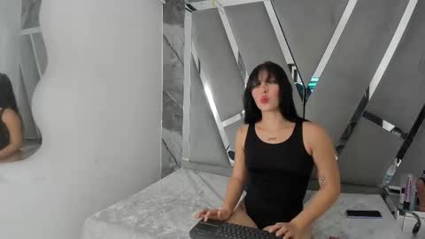 aishaxht online show from 02/10/26, 11:20