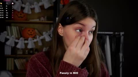 Aliza online show from 10/29/25, 01:08