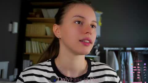 Aliza online show from 11/26/25, 01:39