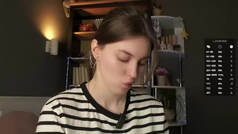 Aliza online show from 04/12/26, 01:32