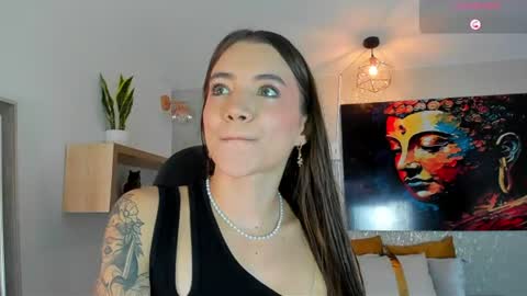 Snapshot of aitana_baker_ chatting on 06/18/26, 03:07 little aitana online show from 06/18/26, 03:07
