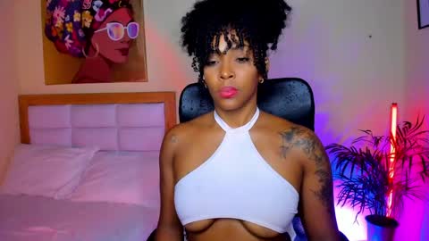 Aitana Brown online show from 04/17/26, 12:02