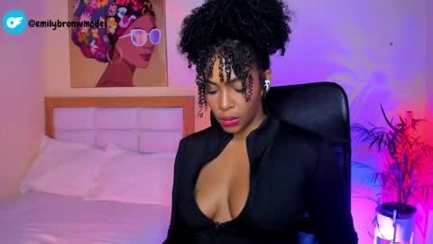 Snapshot of aitana_brown chatting on 05/28/26, 12:08 Aitana Brown online show from 05/28/26, 12:08