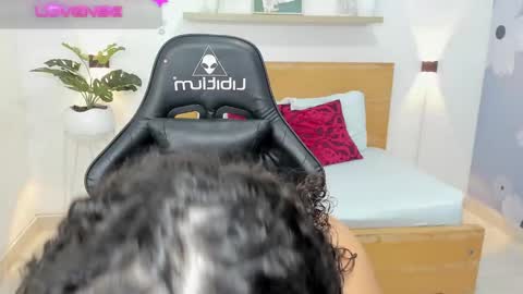 Aixa Burgos online show from 02/28/25, 03:04