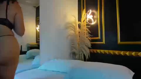 Aixa Burgos online show from 10/17/25, 07:16