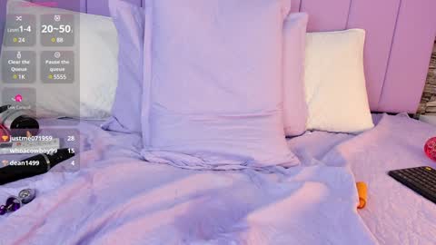   online show from 01/05/25, 10:08