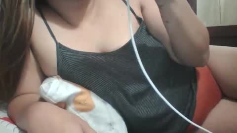 Snapshot of aiza019 chatting on 11/13/25, 07:29 aiza019 online show from 11/13/25, 07:29