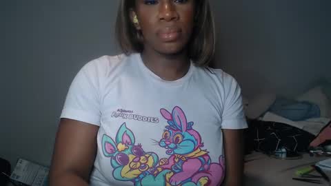 Amy Jeaux Johnson online show from 02/07/25, 01:15