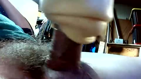 aj331827 online show from 10/07/25, 04:53