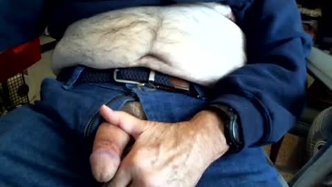 aj_ipa online show from 10/28/25, 07:27