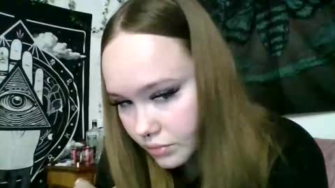 Snapshot of ajbxby444 chatting on 03/22/26, 01:42 ajbxby444 online show from 03/22/26, 01:42