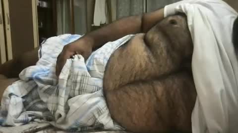 Snapshot of ajeeb_najeeb chatting on 12/21/24, 02:37 BigHairyGuy online show from 12/21/24, 02:37