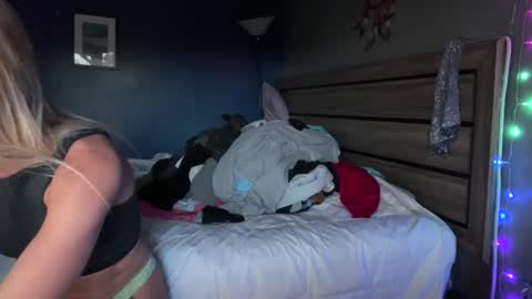 AJ online show from 04/24/26, 02:36