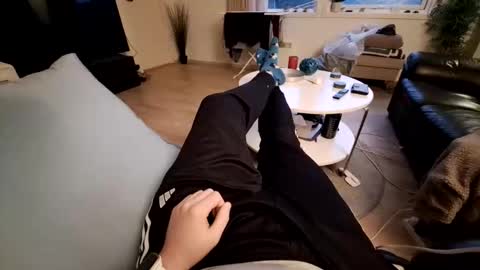 ak_2 online show from 01/16/26, 08:18