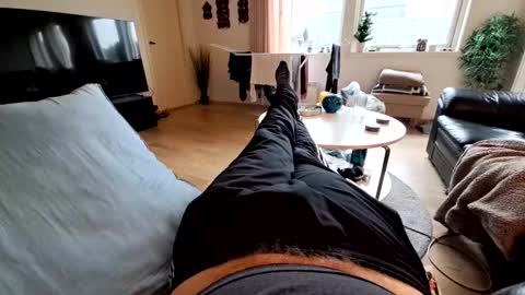 ak_2 online show from 03/18/26, 08:17