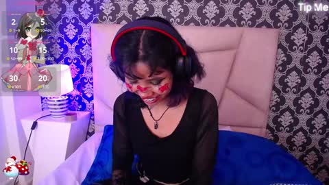 A K A N E  U W U online show from 12/04/24, 03:32
