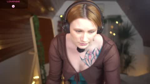 Akaneiro online show from 12/19/24, 04:57