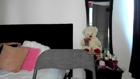 MIRANDA online show from 12/19/25, 11:39